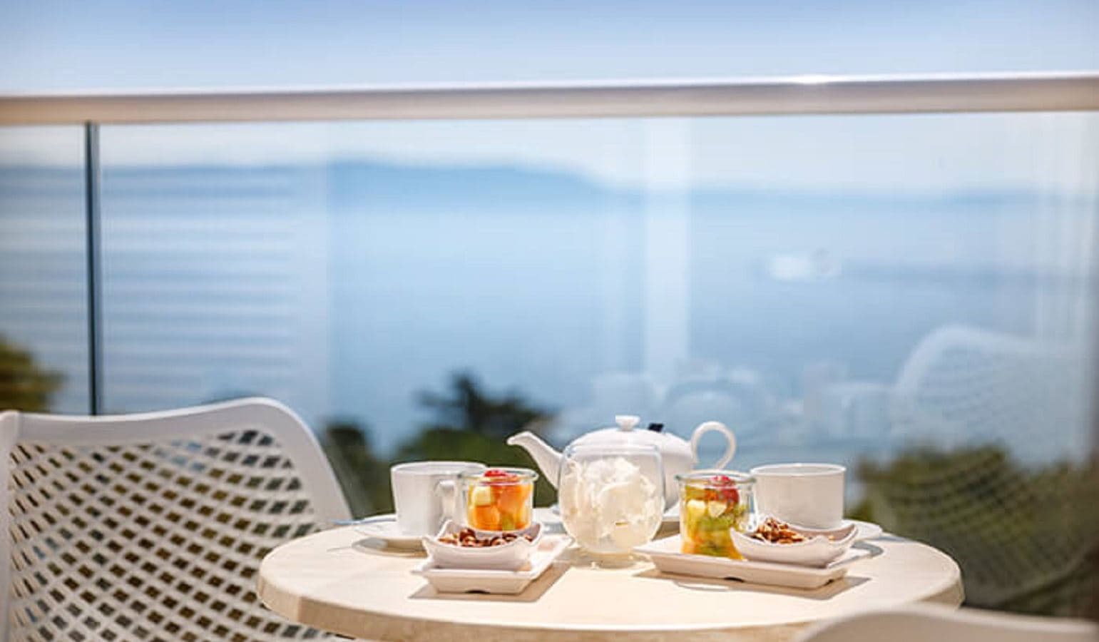 rooms-double-superior-room-sea-view-balcony