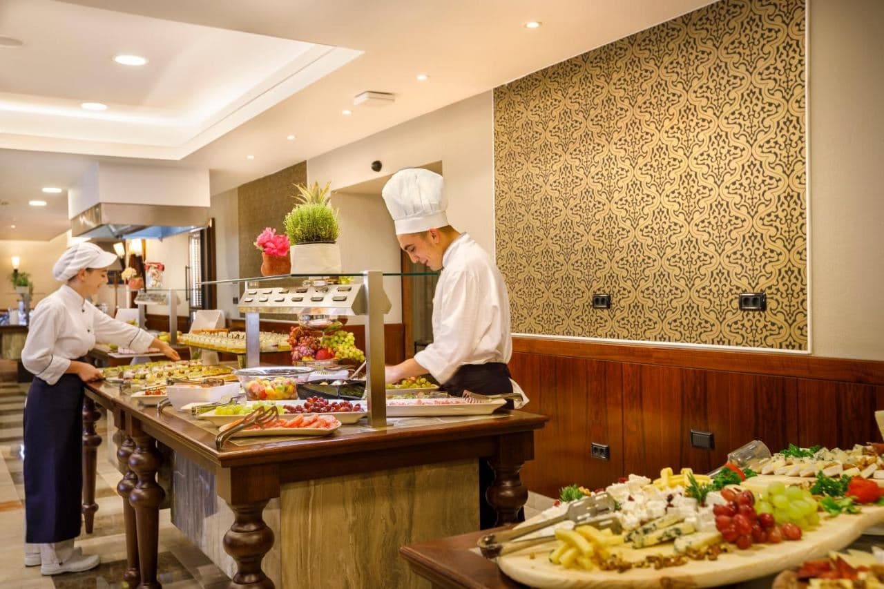 restaurants-restaurants