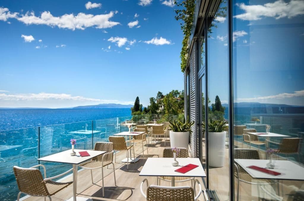 restaurants-restaurants