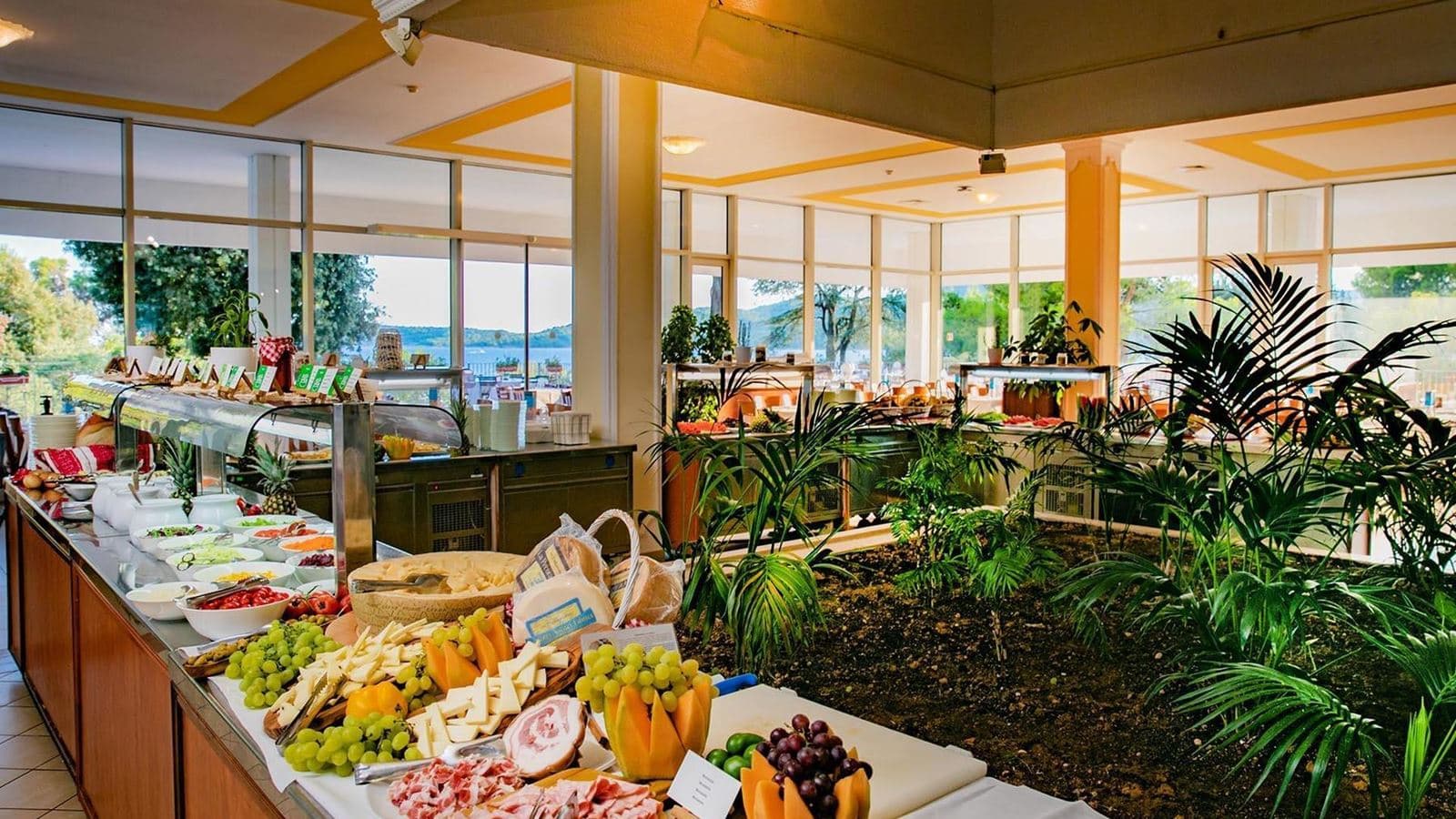 restaurants-main-restaurant