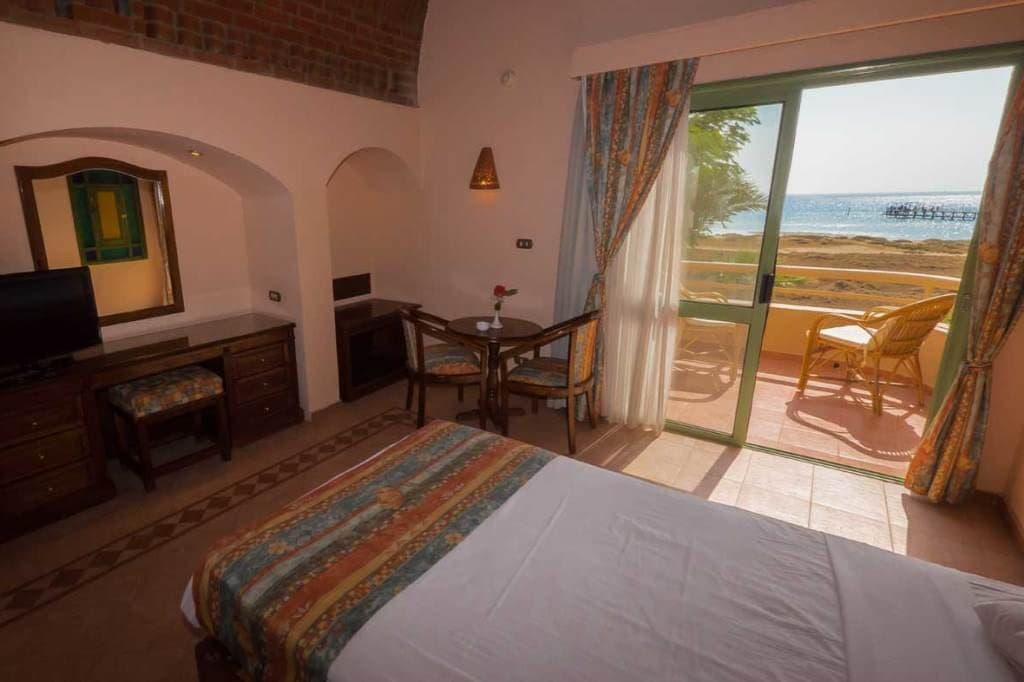 rooms-standard-room