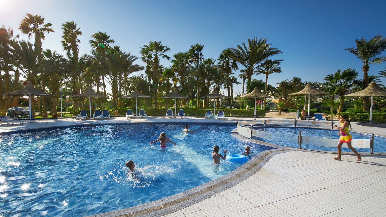 pools-outdoor-childrens-pool
