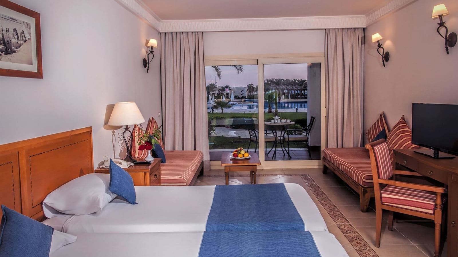 rooms-family-room