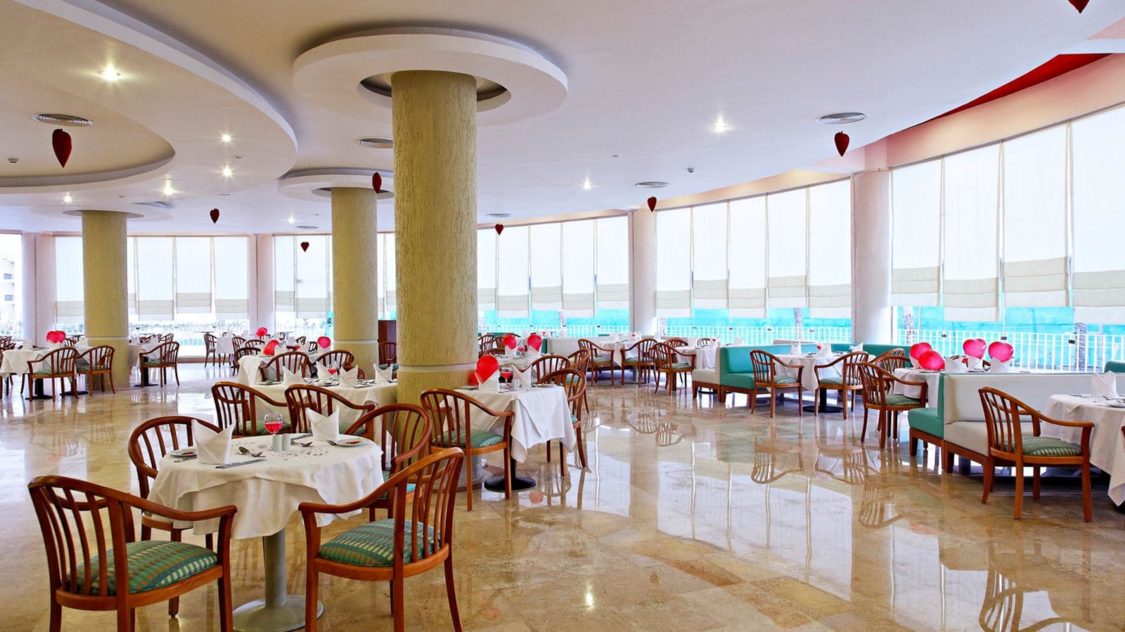 restaurants-main-restaurant