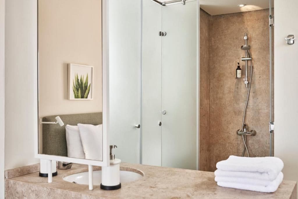 rooms-standard-room