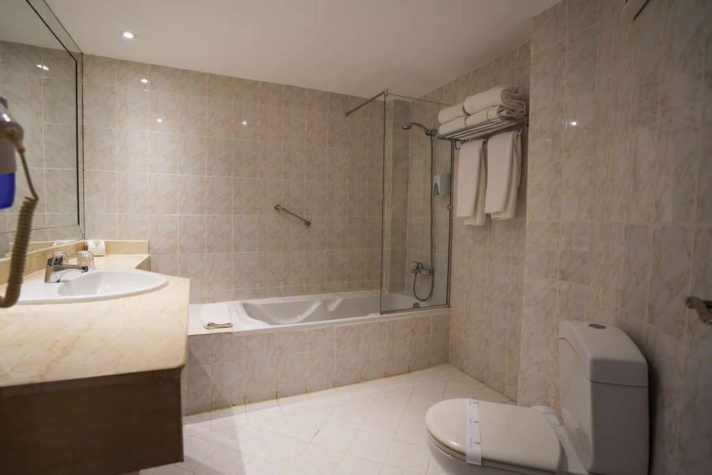 rooms-standard-room