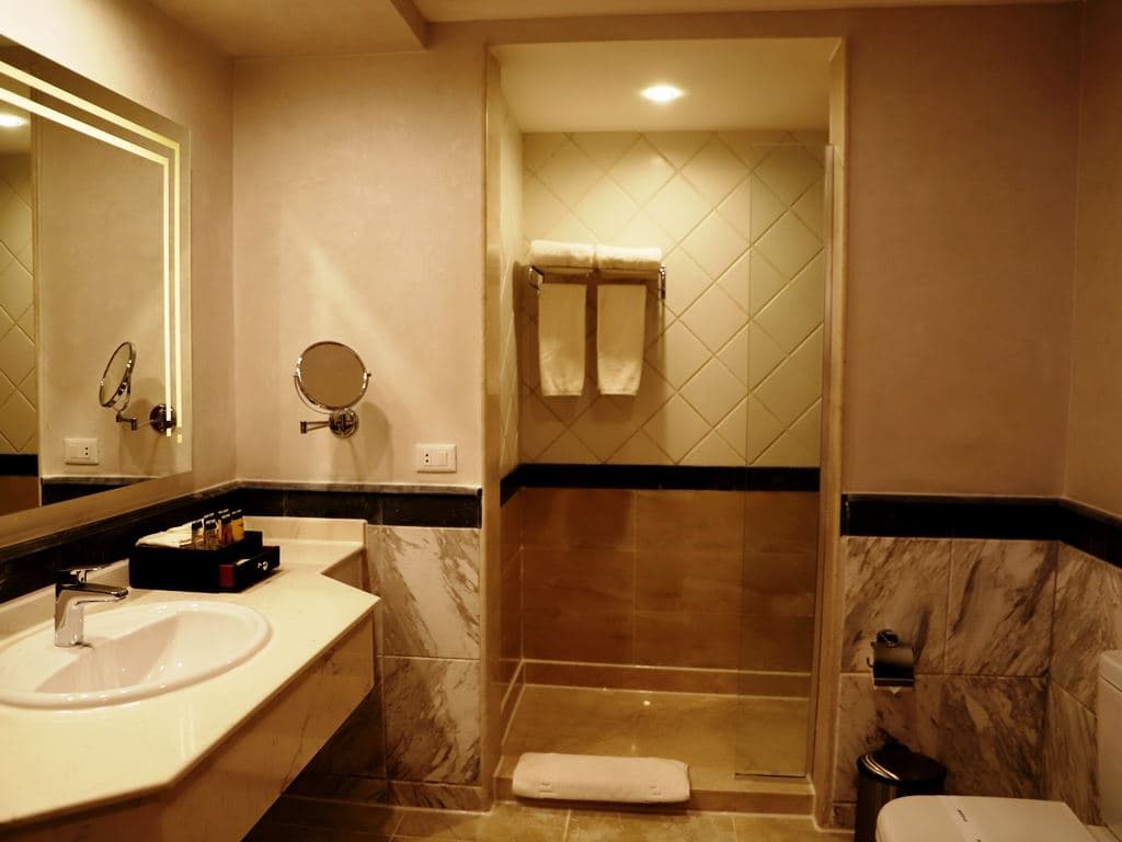 rooms-standard-room-garden-view