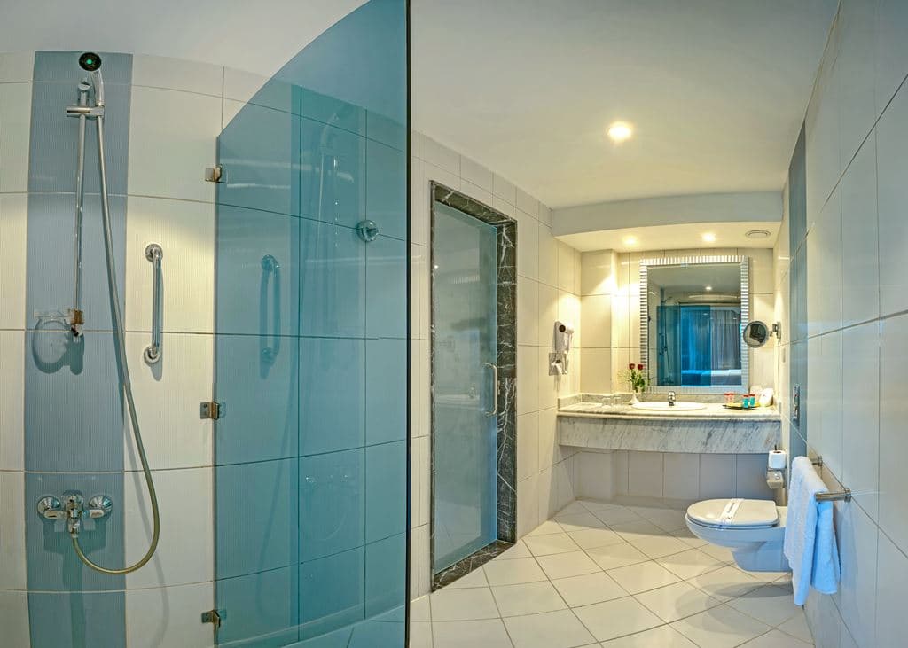 rooms-deluxe-room