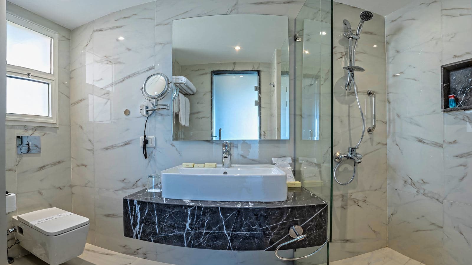 rooms-junior-suite