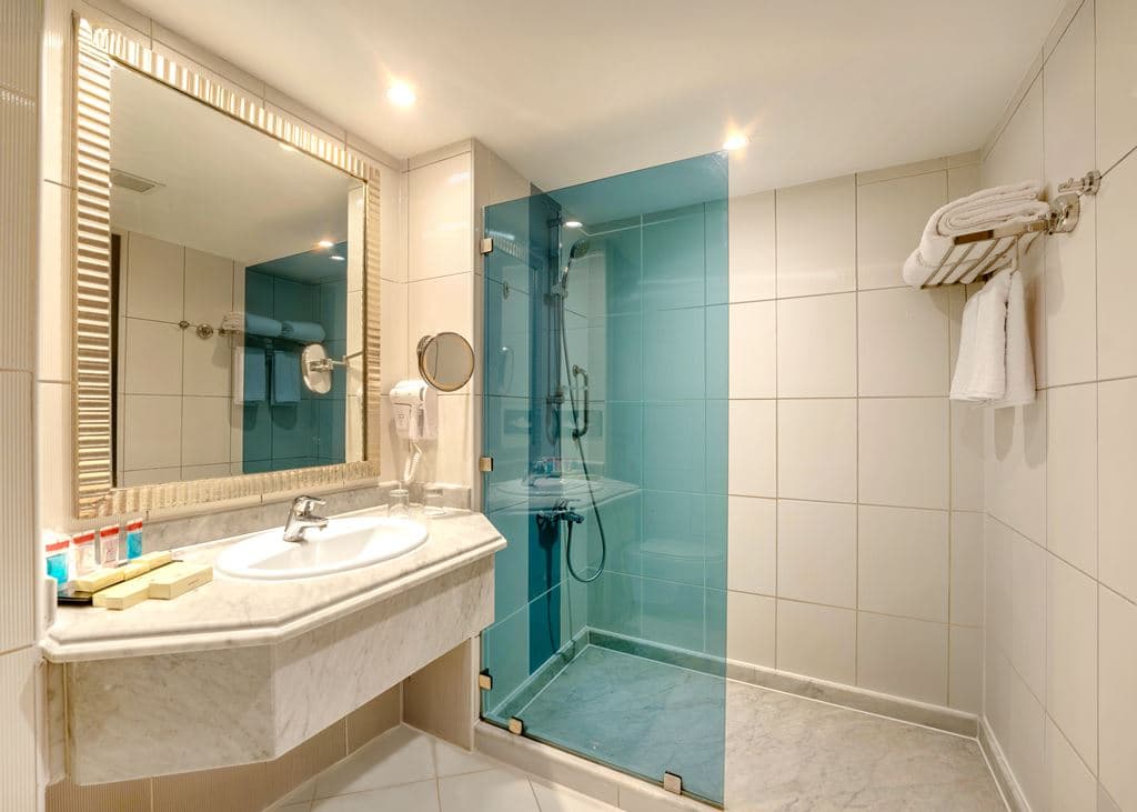 rooms-standard-room