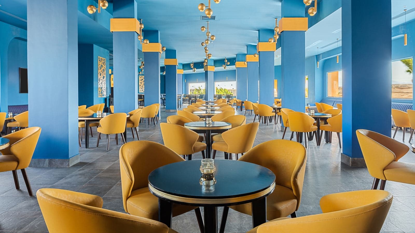 bars-blue-lounge