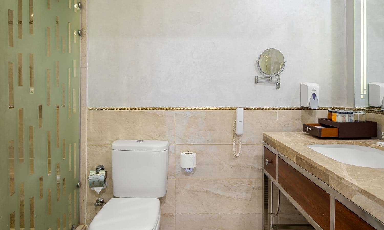 rooms-room-economy