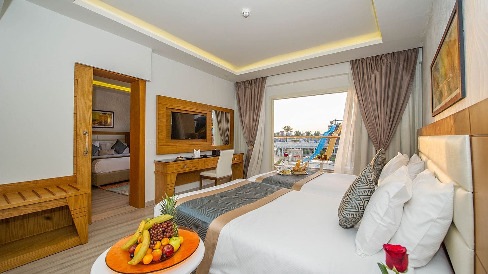 rooms-family-large-gardenpool-view