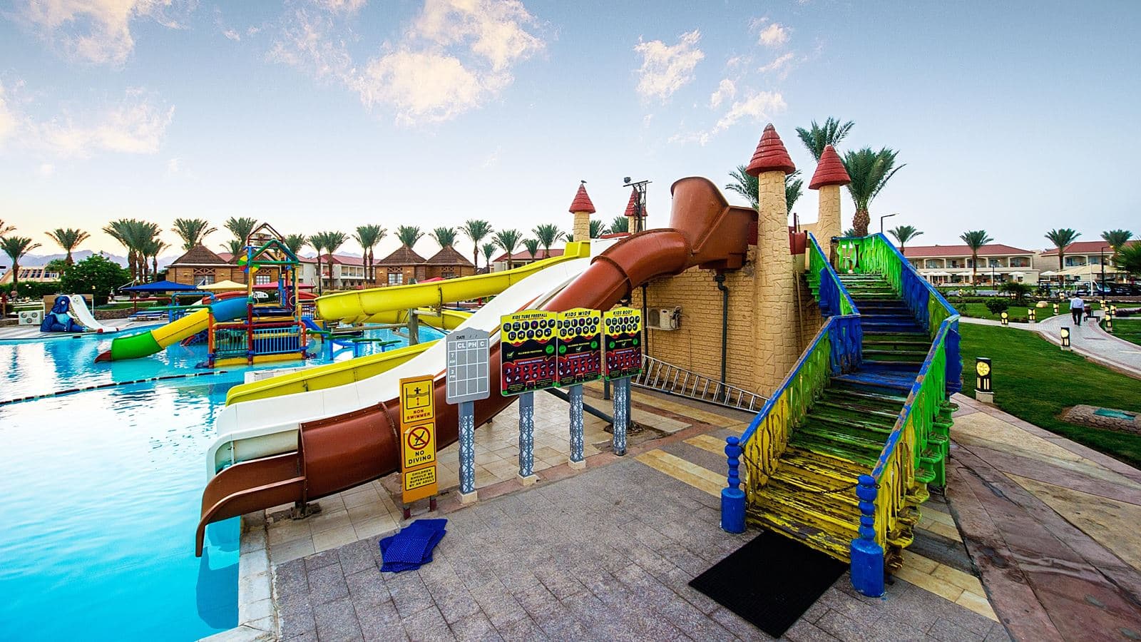 water-park-water-park