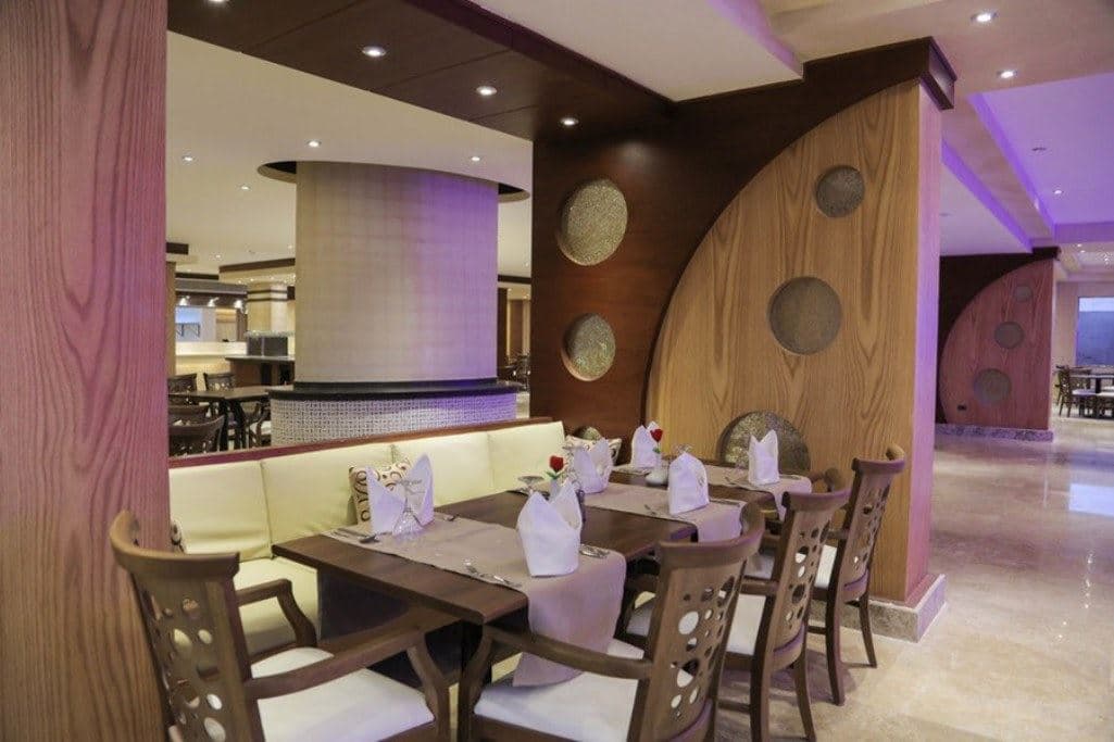 restaurants-lobby-bar