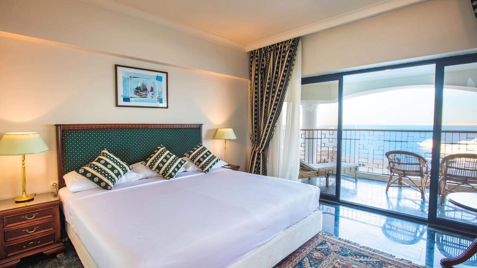 rooms-executive-suite