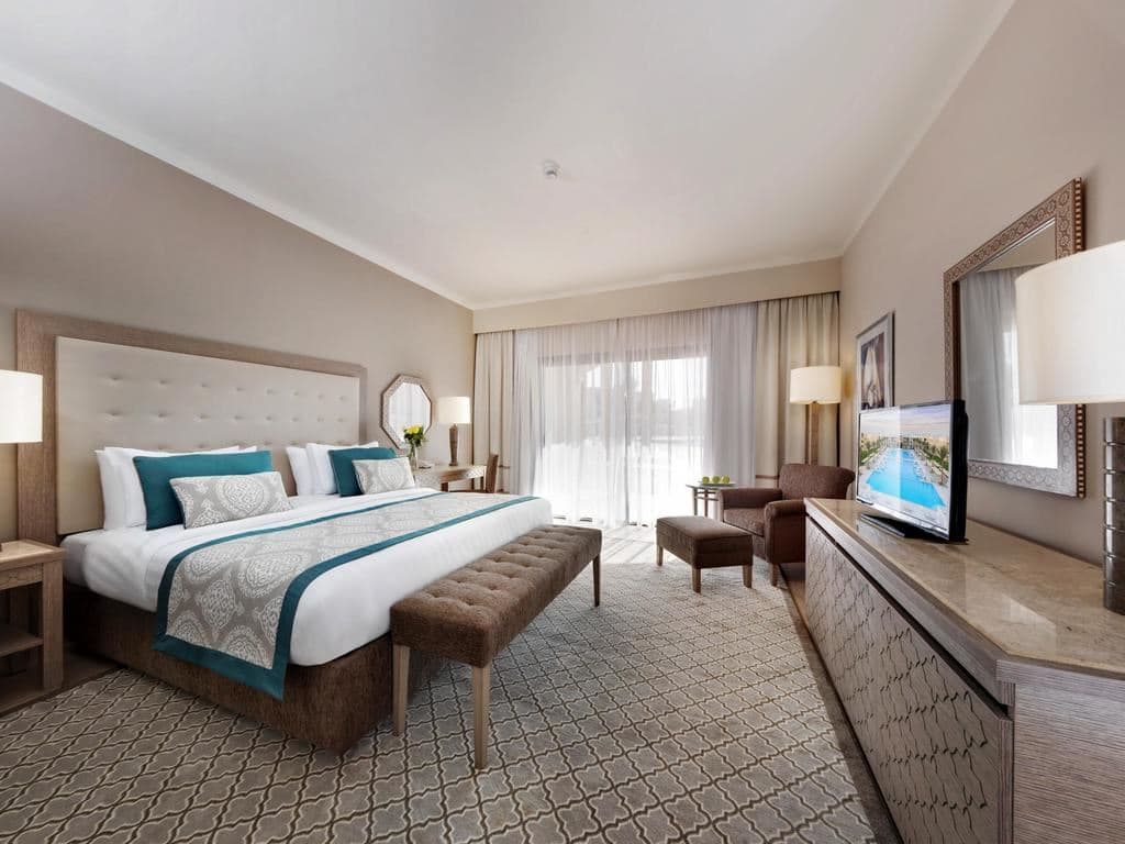 rooms-superior-pool-view