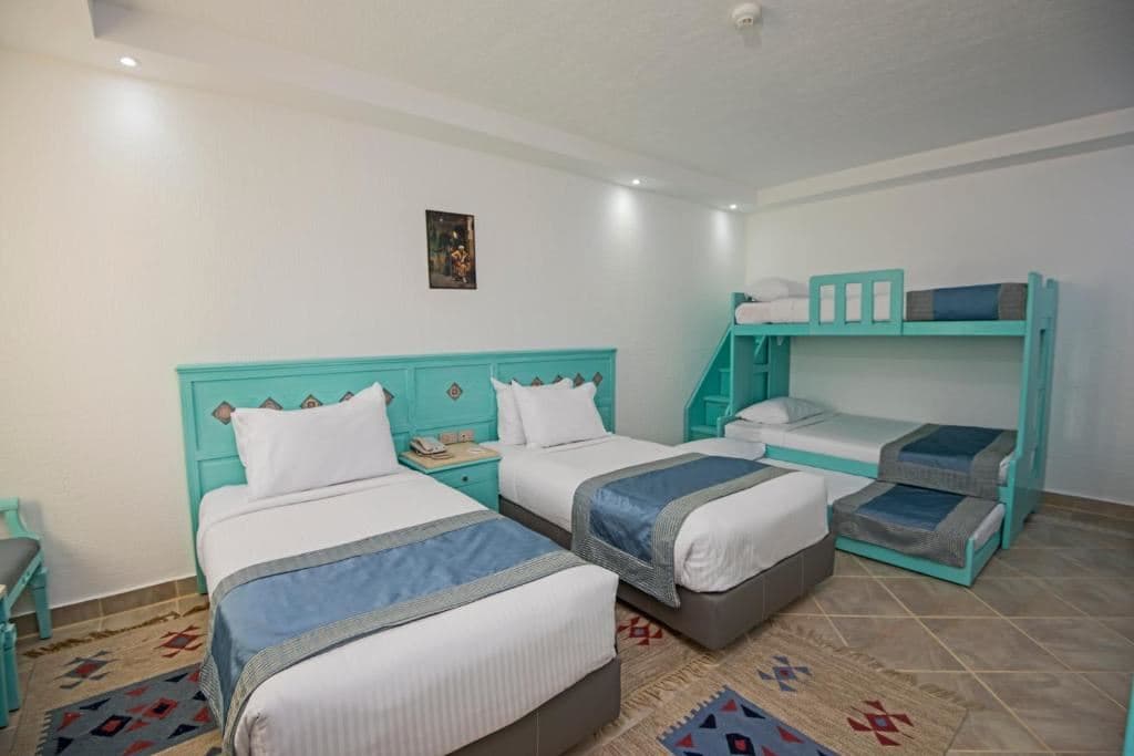 rooms-family-room-bunkbed