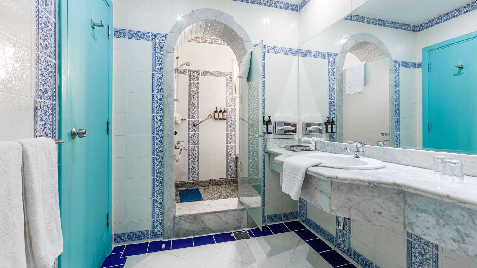 rooms-standard-room