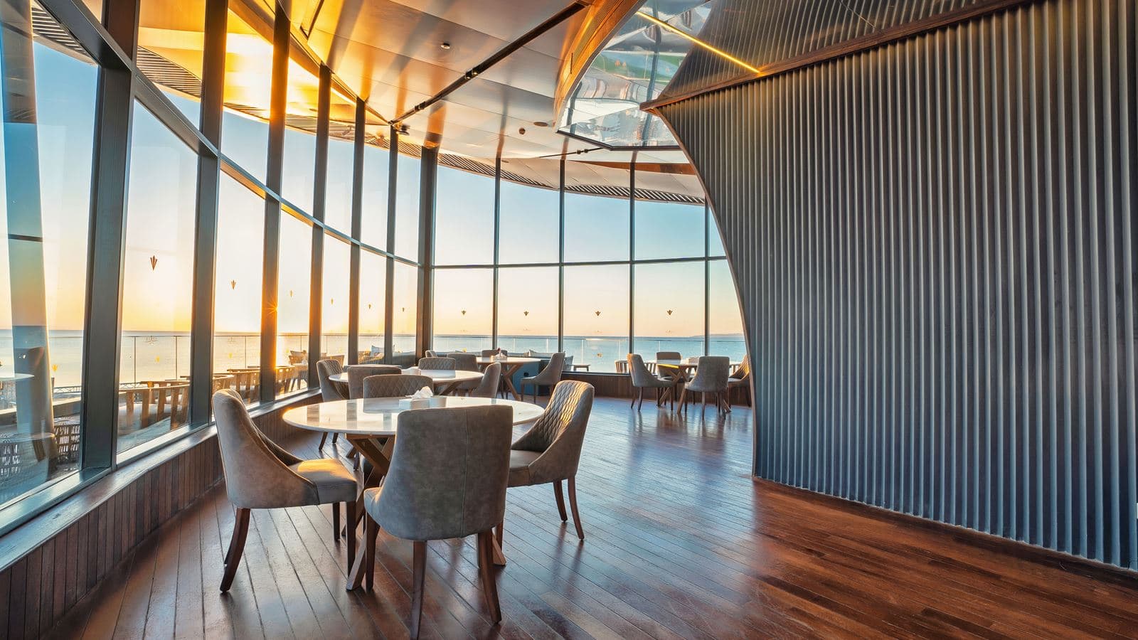 bars-panorama-bar