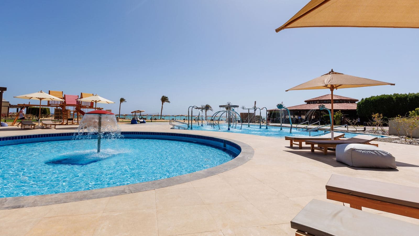 pools-outdoor-childrens-pool