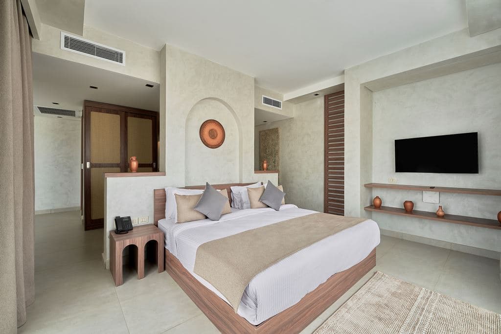 rooms-swimup-room