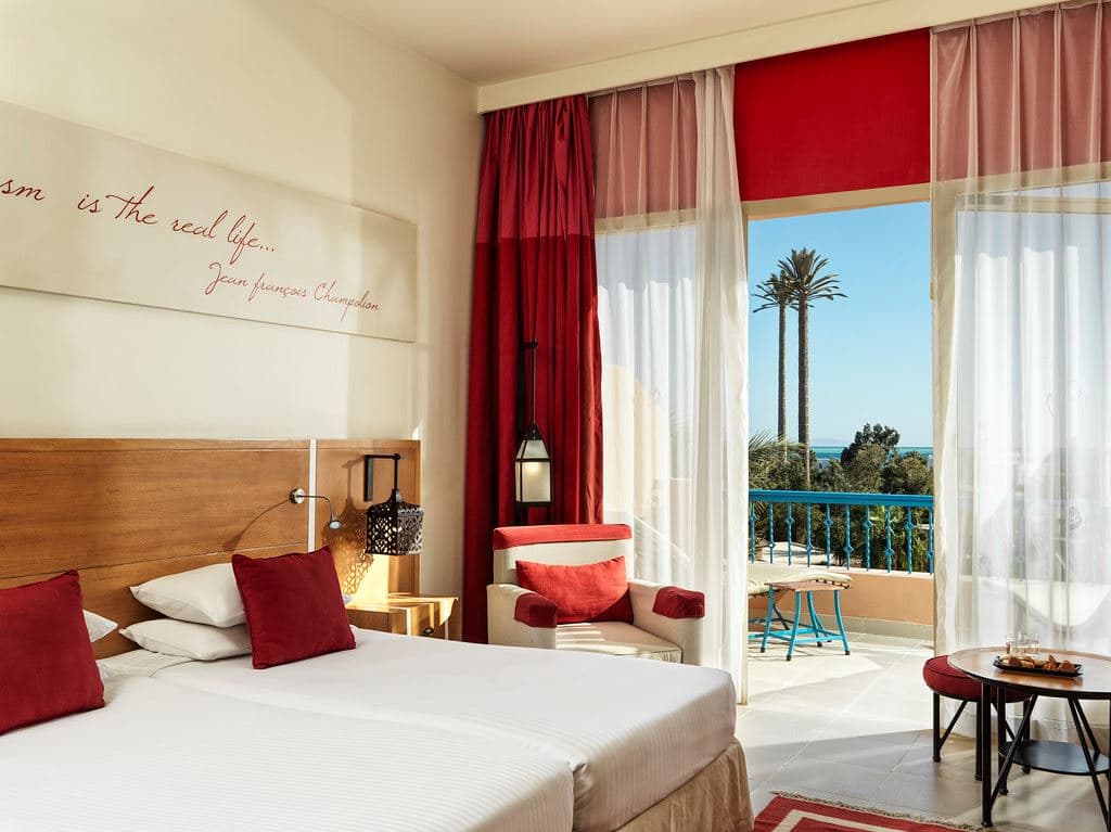 rooms-room-standard-seaview