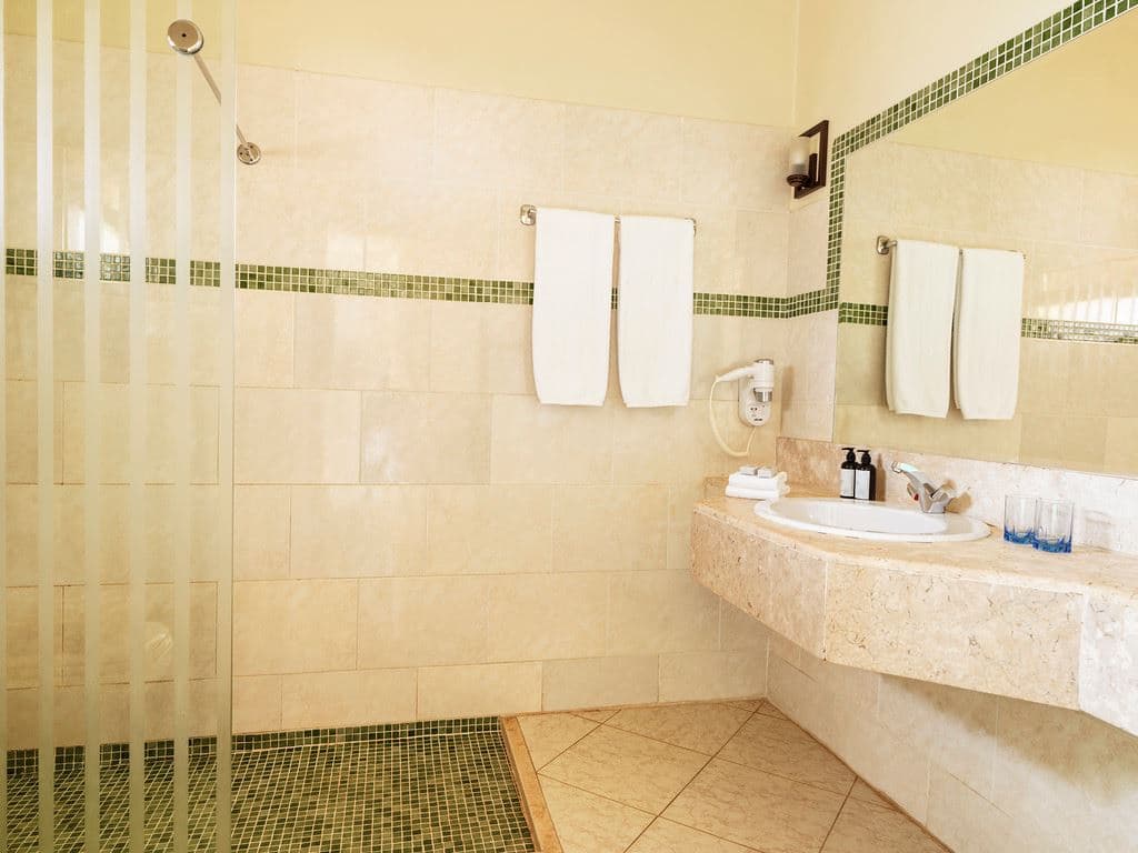 rooms-suite