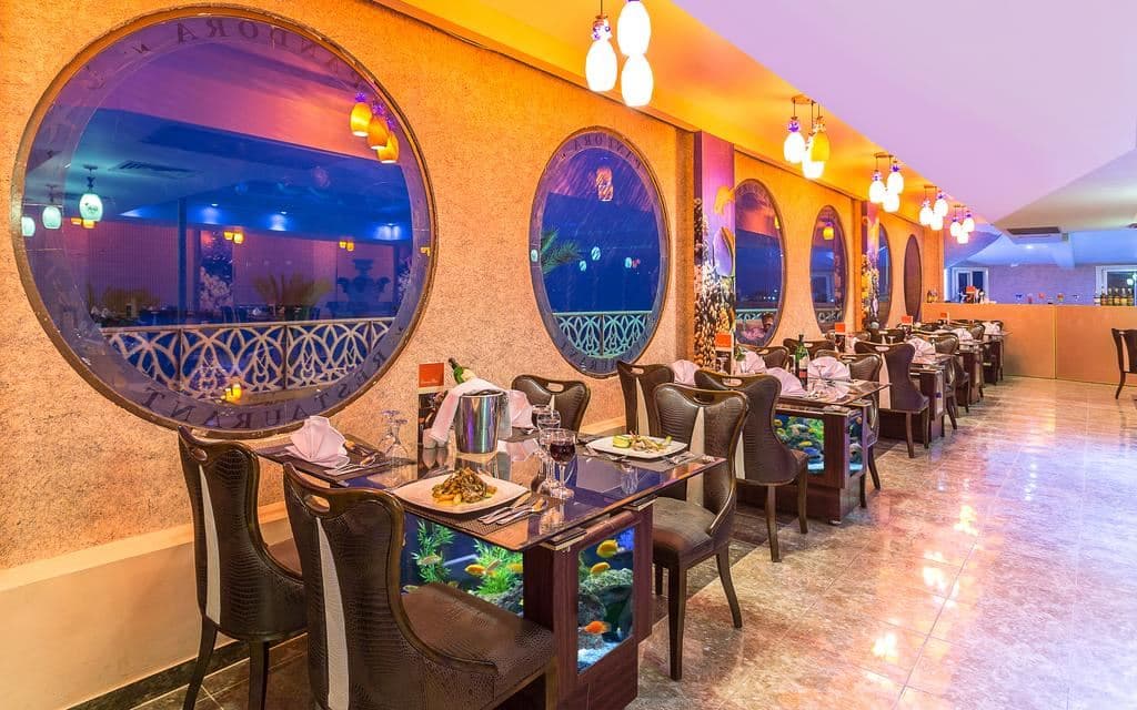 restaurants-restaurants