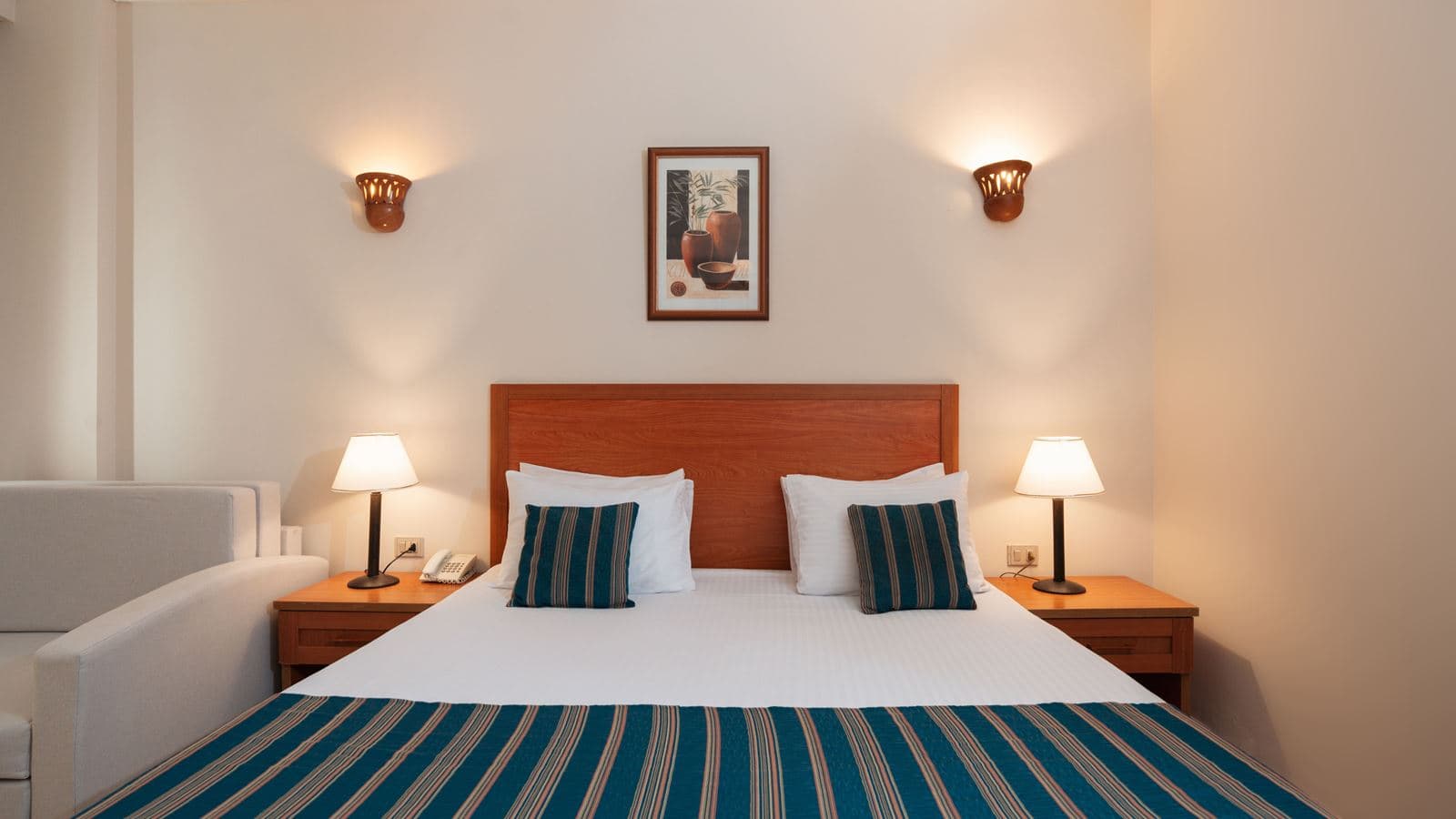 rooms-standard-room