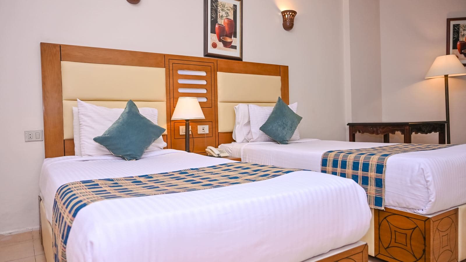 rooms-standard-room