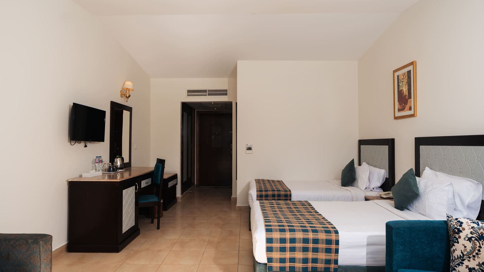 rooms-swim-up-room
