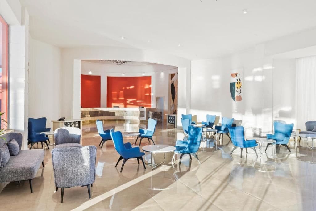 bars-lobby