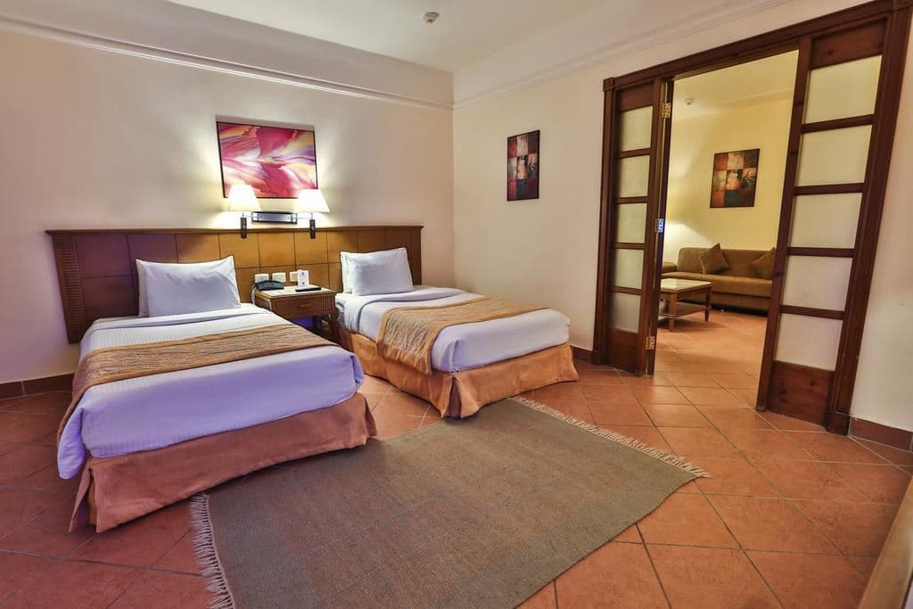 rooms-family-room
