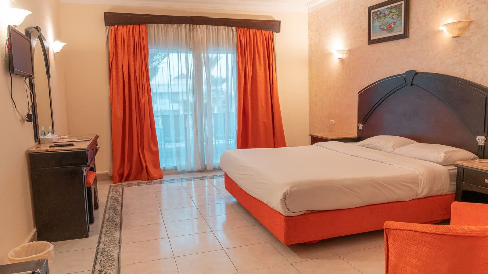 rooms-deluxe-room