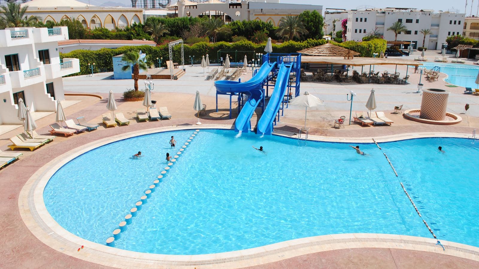 pools-outdoor-pool