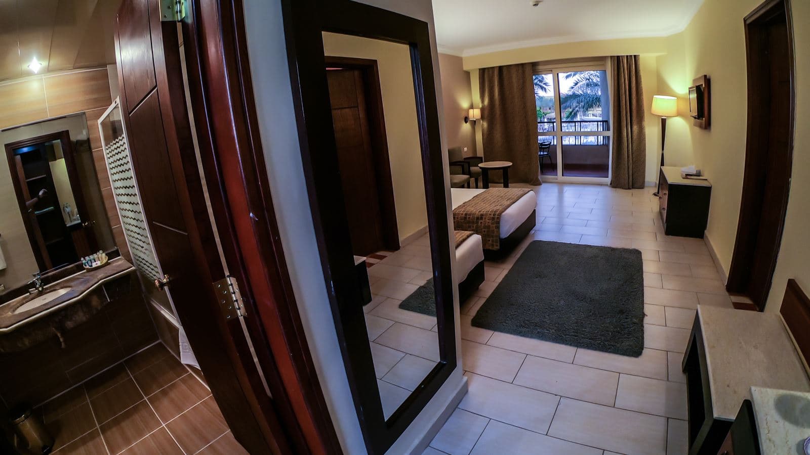 rooms-family-room