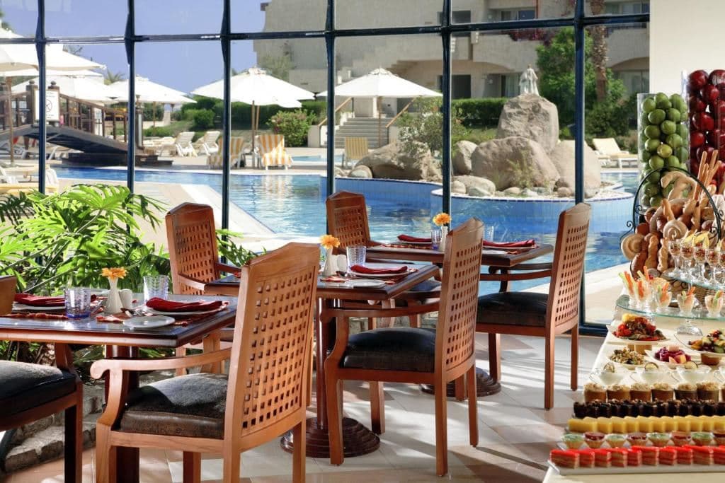 restaurants-restaurants