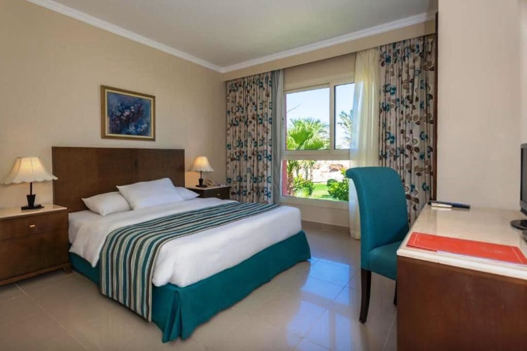 rooms-classic-room