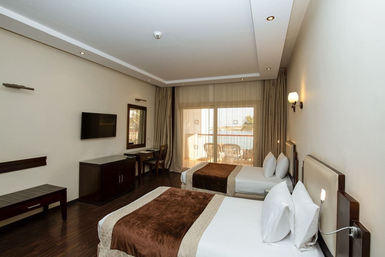 rooms-crystal-suite