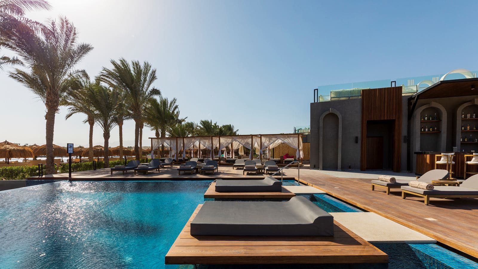 bars-posh-lounge