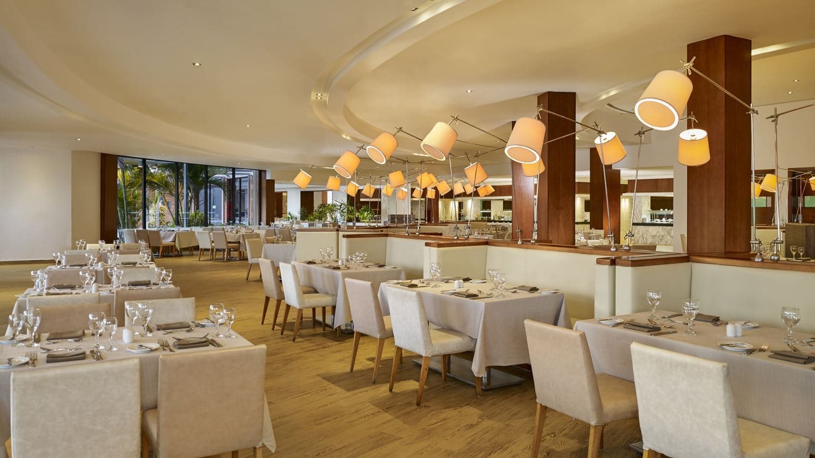 restaurants-the-restaurant