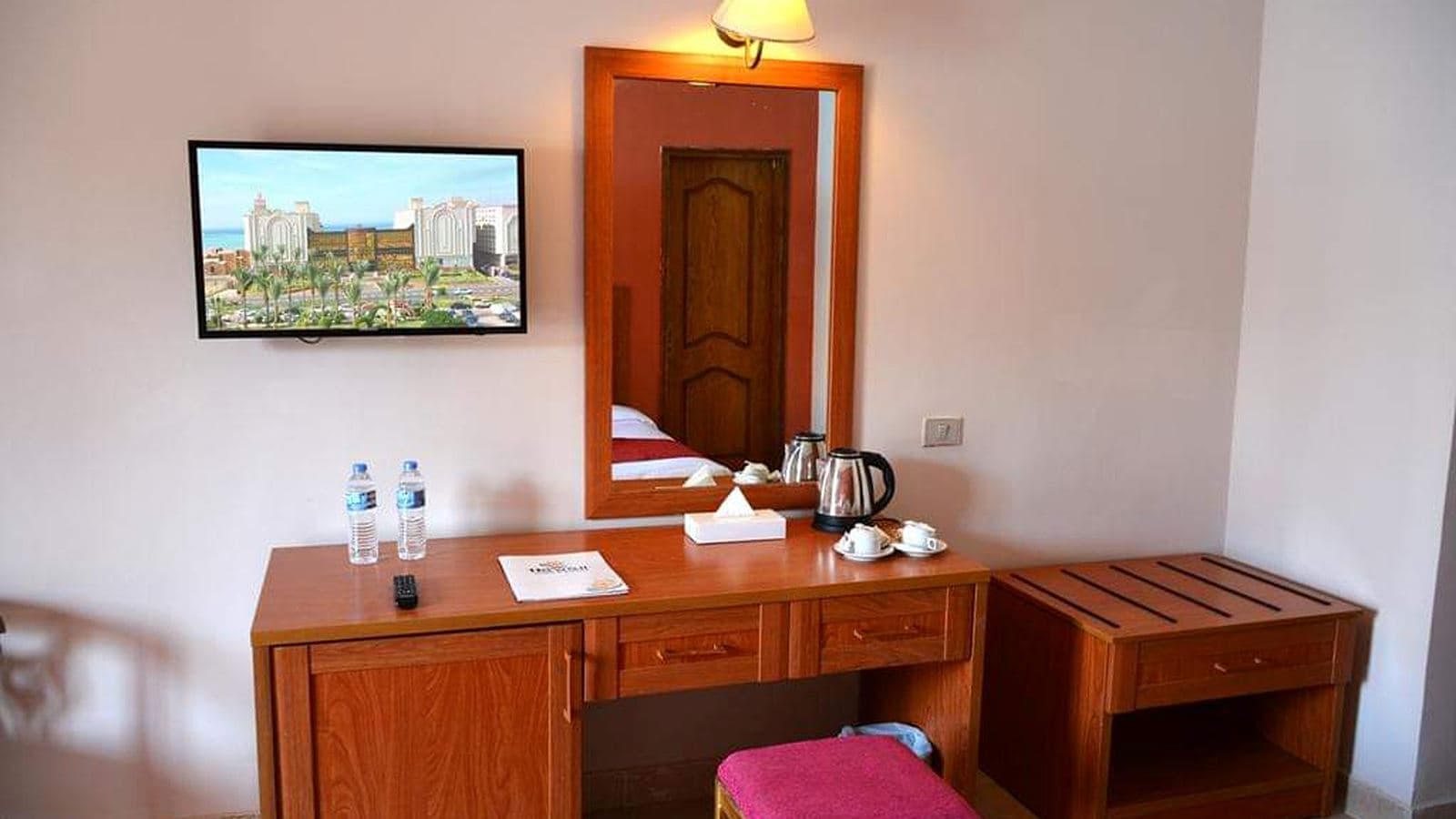 rooms-standard-room