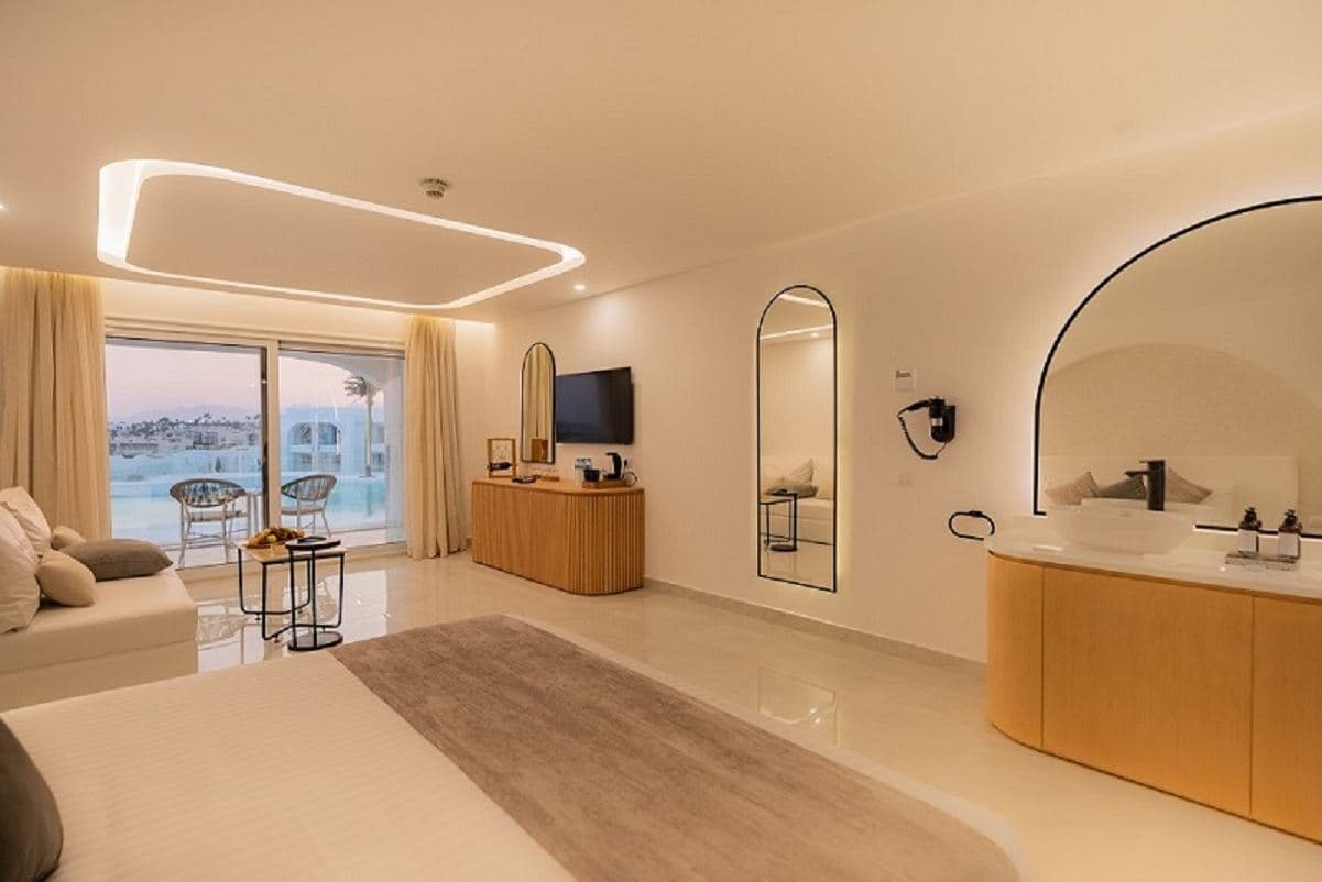 rooms-deluxe-room