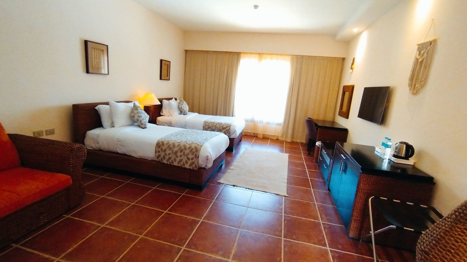 rooms-family-two-bedrooms-pool-view