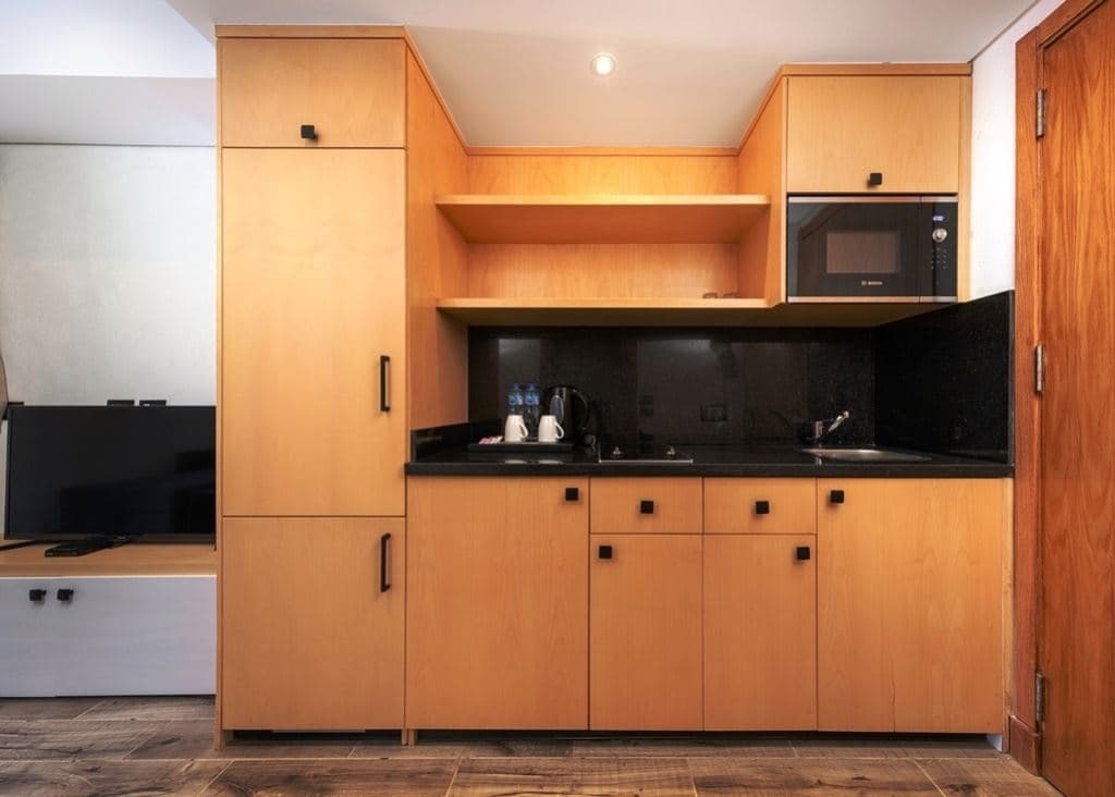 rooms-creek-premium-studio-mountain-view