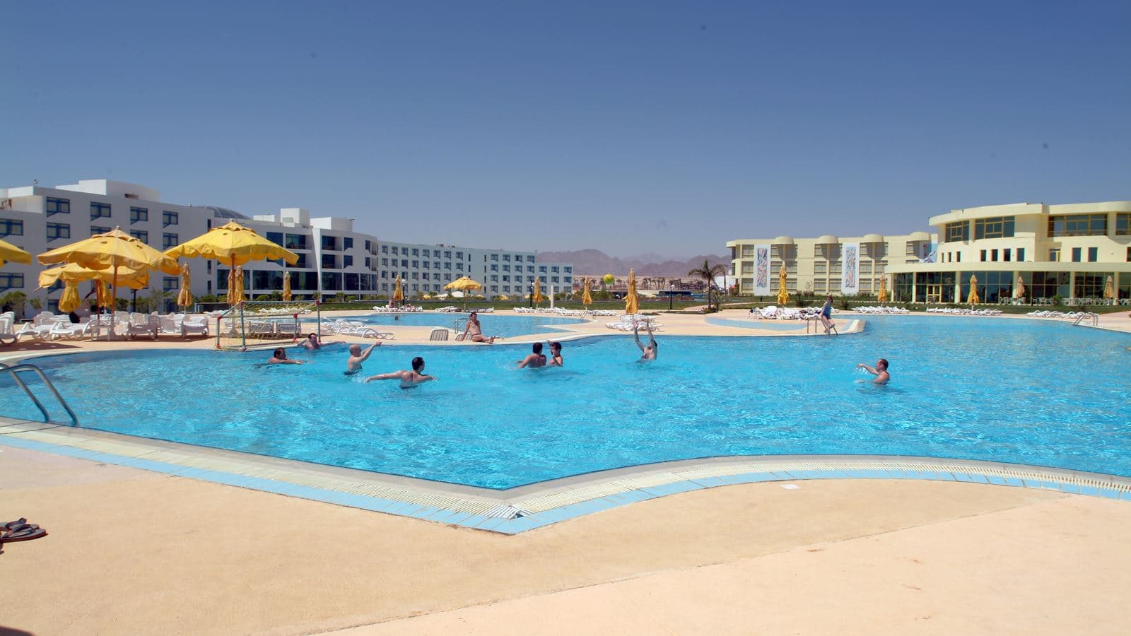 pools-outdoor-pool