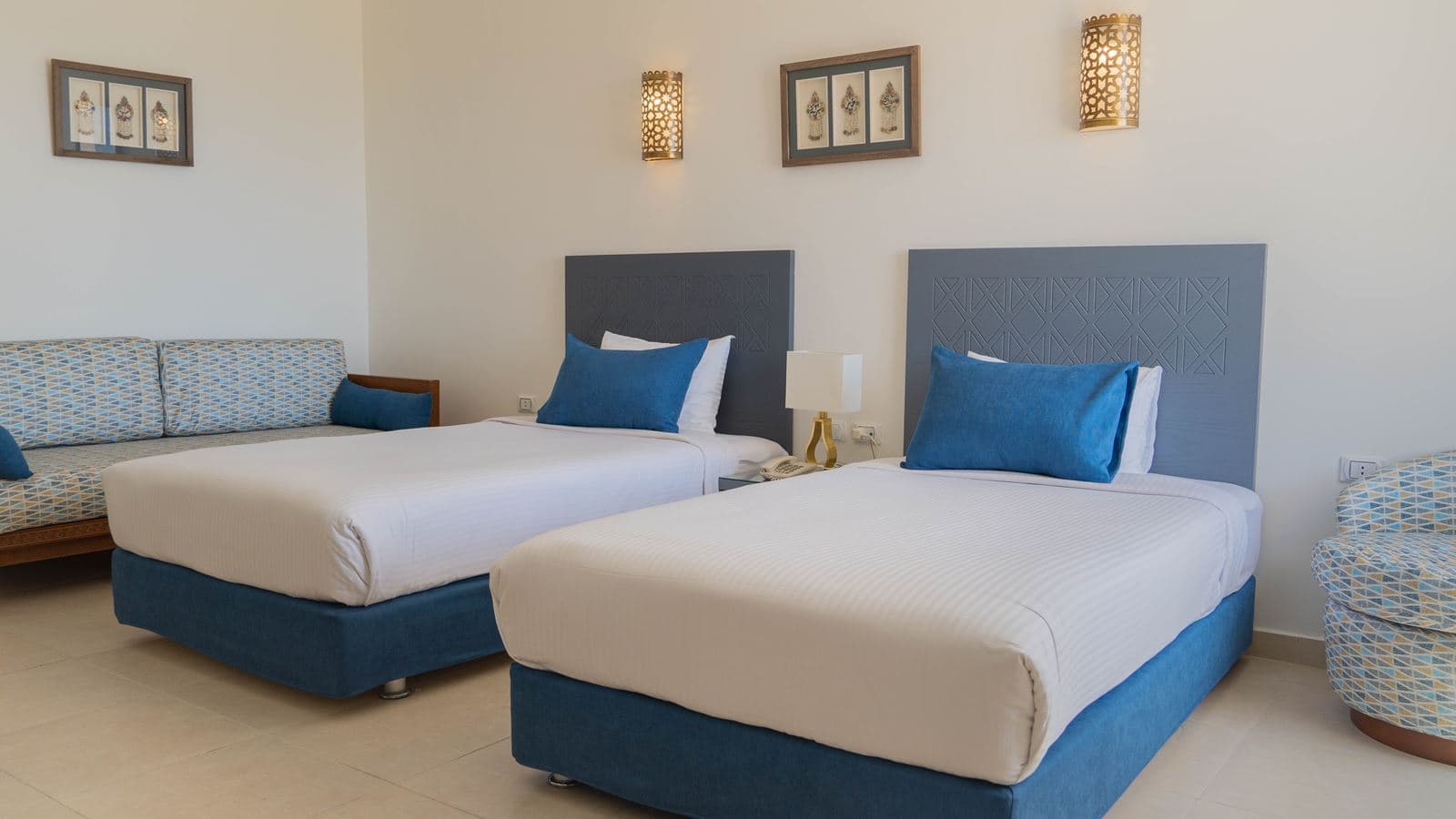 rooms-superior-room--sea-view