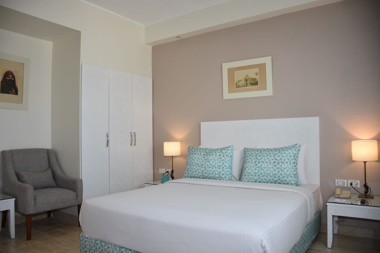 rooms-family-room