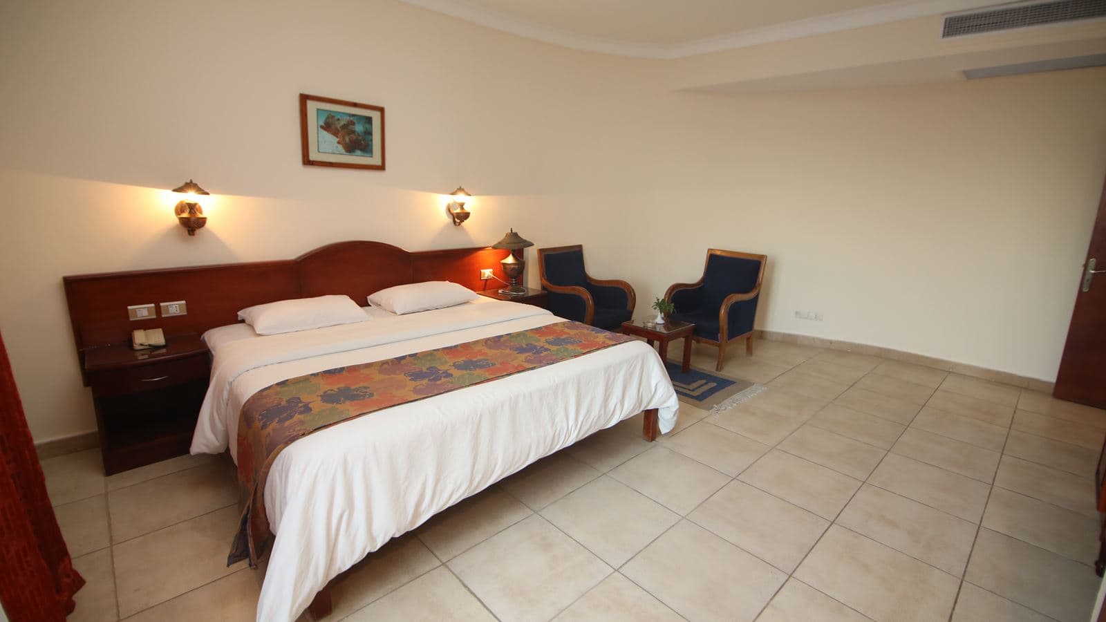 rooms-standard-room